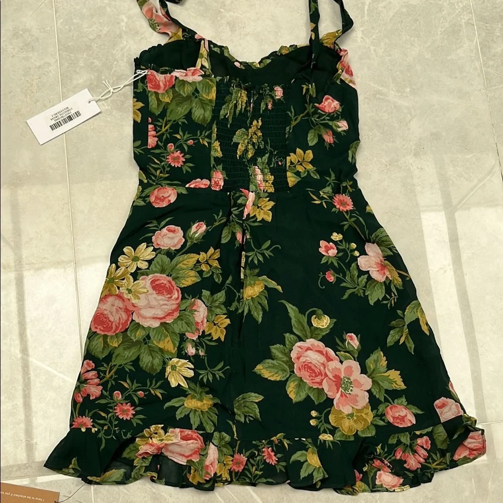 NWT reformation Christine dress in Belvedere print. Size 2 - Picture 5 of 6